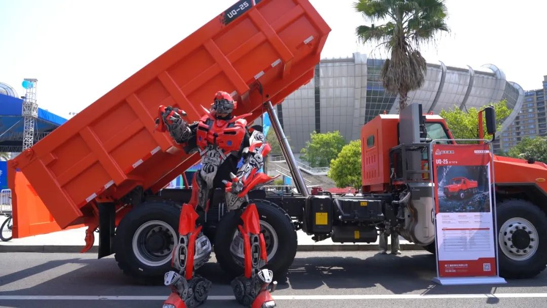 Lingong Heavy Machinery se roba el protagonismo en la Exposición Minera de Cangnan con soluciones su