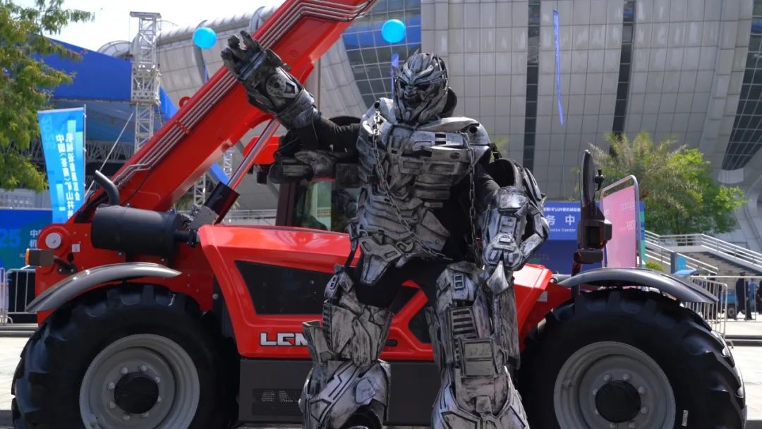 Lingong Heavy Machinery se roba el protagonismo en la Exposición Minera de Cangnan con soluciones su